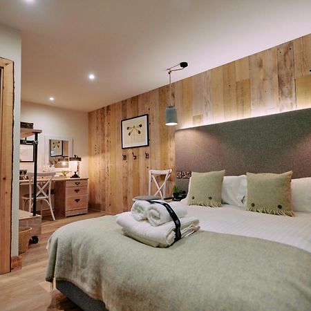 Wild Thyme & Honey - Cirencester-Cotswolds ภายนอก รูปภาพ