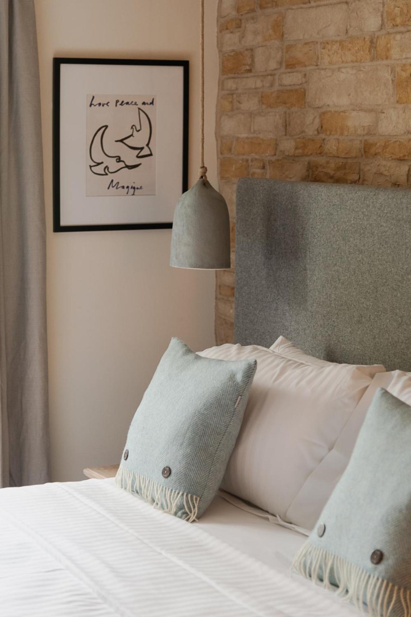 Wild Thyme & Honey - Cirencester-Cotswolds ภายนอก รูปภาพ